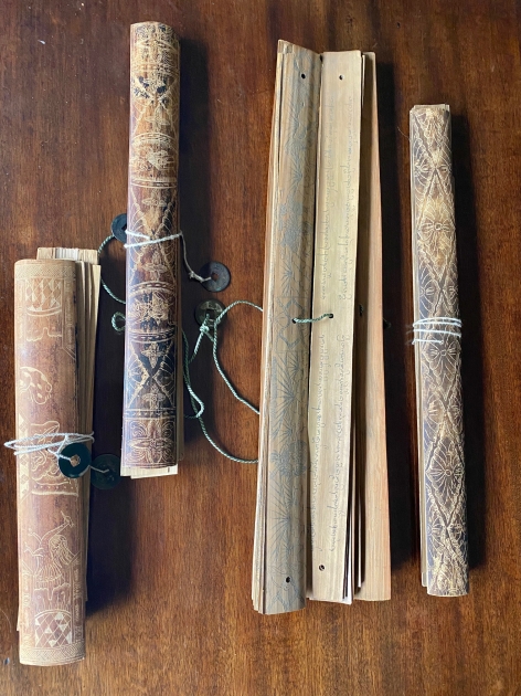 I Lontar, manoscritti a foglia di palma - toscanalibri - Il portale della